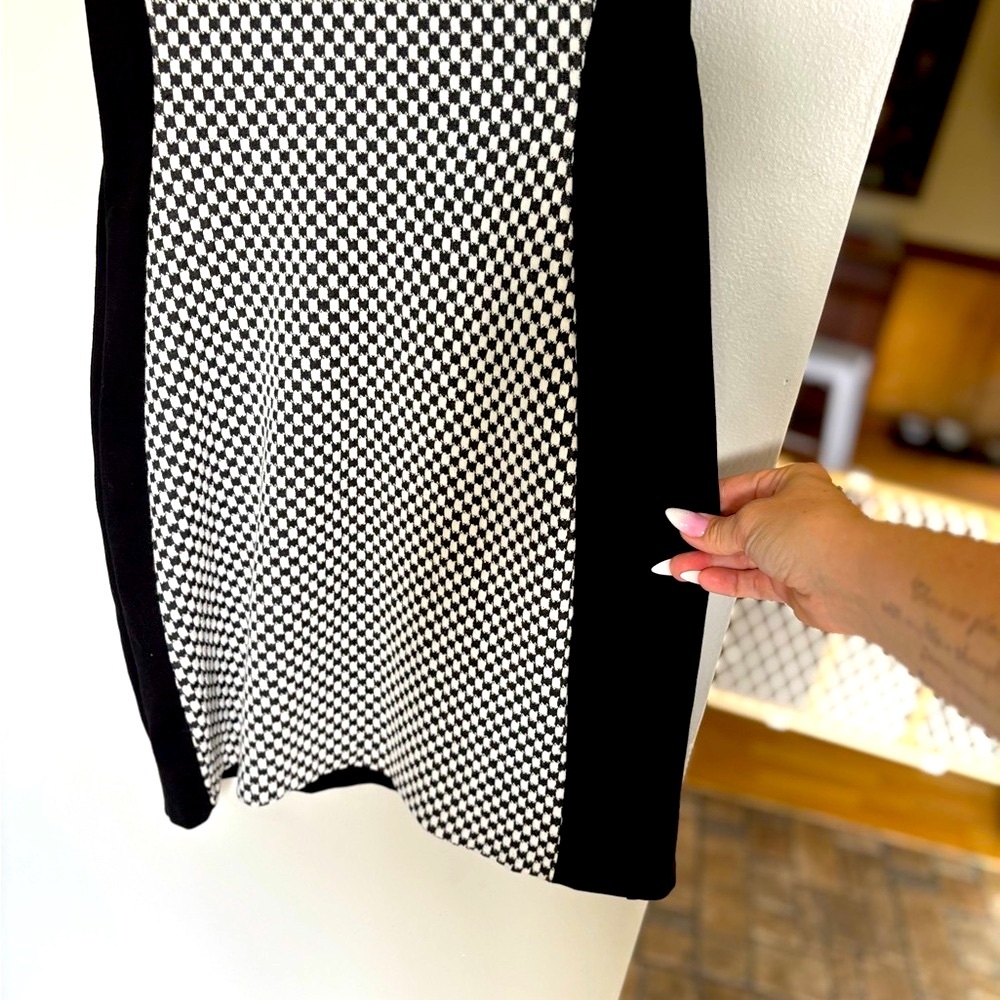 Black and white checkered silhouette mini dress, size M 🏁🖤🤍 - Picture 5 of 6